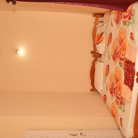 Sheeba'S Homestay Kochi Eksteriør billede