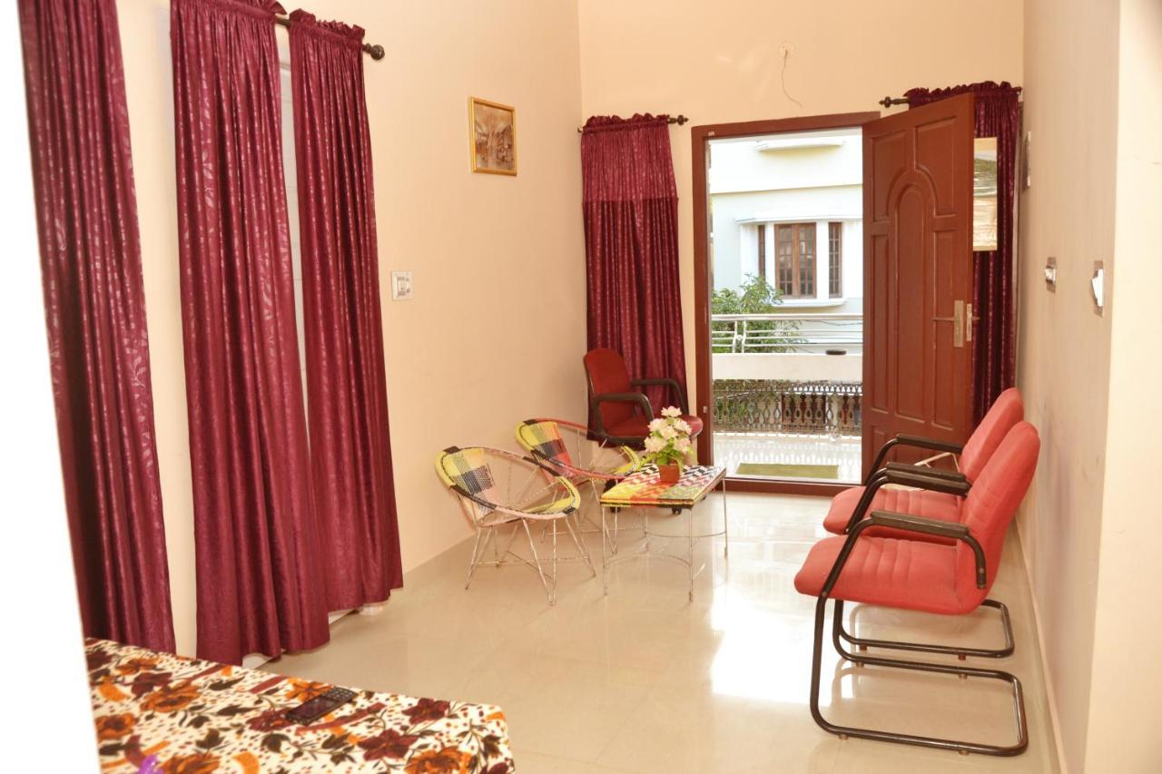 Sheeba'S Homestay Kochi Eksteriør billede